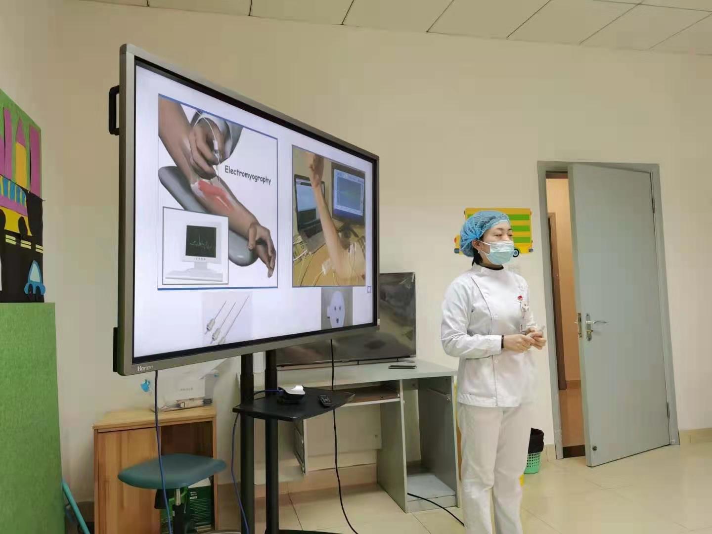digital whiteboard hospital